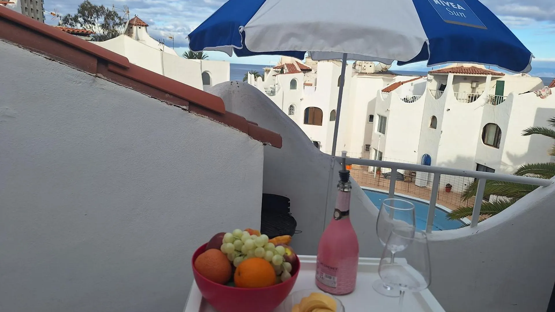 Wonderful White Appartament In Las Tortugas Playa de las Americas