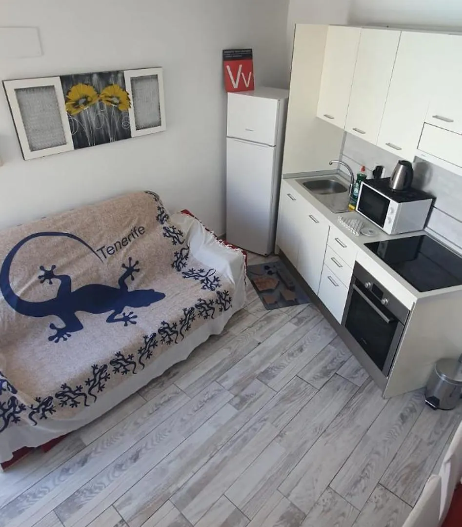 Wonderful White Appartament In Las Tortugas Playa de las Americas  Apartment